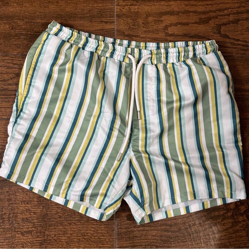 Boohoo Striped Men's Swim Shorts